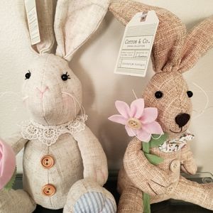 Lot of two rustic bunnies. Spring/Easter decor!